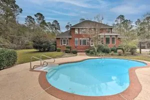 Spacious Statesboro House with Private Pool! - Claxton