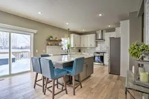 Cozy Eden Prairie Home Less Than 21 Mi to Twin Cities - 伊甸草原
