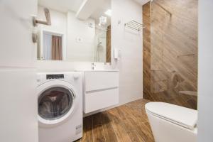 Skylight Loft near City Center