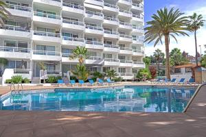 Royal Apartment Las Américas near the beach