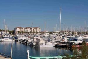 Maisons de vacances le meuble du pecheur : photos des chambres