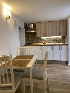 Casas La Aldea Suites Plaza