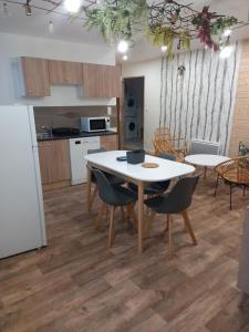 Appartements Gite des cerisiers : photos des chambres