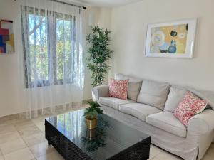 HomeForGuest Villa 7 in Salobre Golf with nice views to the mountains