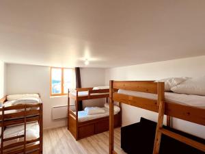 Maisons de vacances La Voute du Dragon spa piscine 26 personnes : photos des chambres