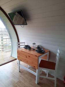 Handa pod in scottish highlands.