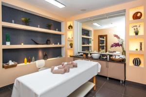 Orbi Palace Hotel Official