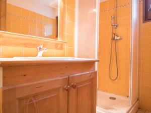 Appartements Duplex 8 pers. au pied des pistes avec balcon, terrasse, parking et WIFI, Val-Cenis - FR-1-508-91 : photos des chambres