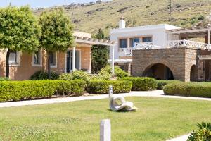 Porto Kea Suites by Sandglass