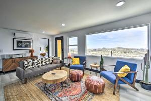 Hilltop Oasis with Sweeping Landscape Views