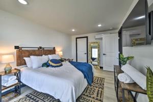 Hilltop Oasis with Sweeping Landscape Views