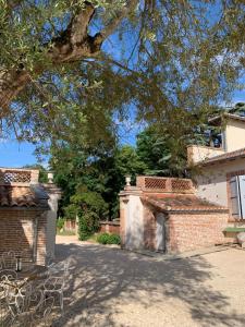 B&B / Chambres d'hotes Charmante Chambre d’hotes Domaine-de-la-terrasse SAS et Gite ANDA - Montauban, Alba-Sud (qualite) : photos des chambres