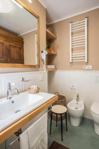 una stanza in carmine