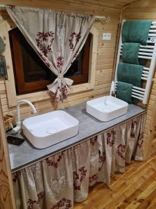 Lodges Les roulottes a Sandie : photos des chambres