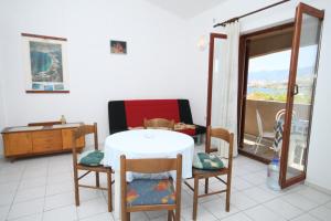 Apartments by the sea Pag - 6272