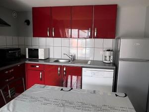 Maison avec Piscine à La Faute-sur-Mer, Proche Plage - FR-1-476-162