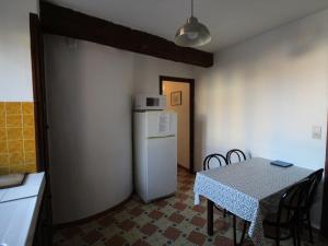 Appartements Appartement Collioure, 2 pieces, 4 personnes - FR-1-309-269 : photos des chambres