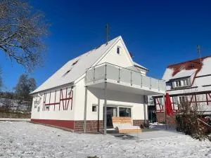 WineArtB&B - 豪富基森安德恩茨