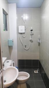 stoberi cekelat homestay