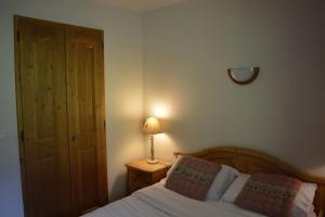 2 bedroom Apartment in Les Houches Stones throw from Prairon lift