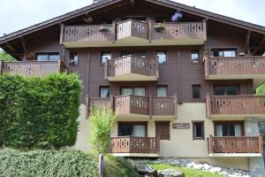 Appartements 2 bedroom Apartment in Les Houches Stone's throw from Prairon lift : photos des chambres