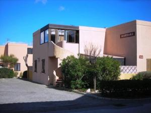 6 couchages, 100m plage, parking, clim, lave linge, lave vaisselle.....