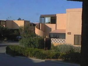 6 couchages, 100m plage, parking, clim, lave linge, lave vaisselle.....