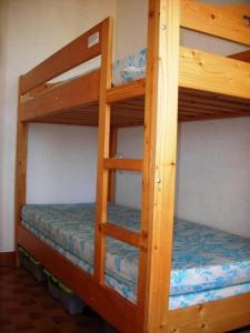 6 couchages, 100m plage, parking, clim, lave linge, lave vaisselle.....