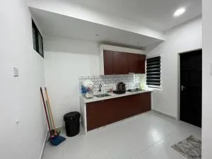 Sure Stay Homestay - Kampong Gurun