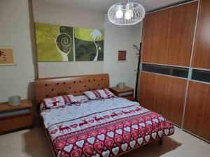 Wilson Square Apartment