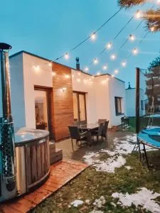 Holiday House Palanga with Hot Tub - Žibininkai
