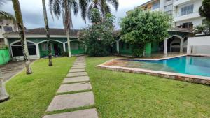 Pousada Green Ville 13-99651-1561