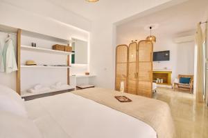 Vera Villa - Brand New Seafront Villa!