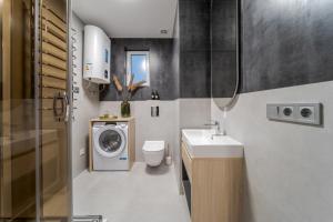 InshiApartments on Kulisha str