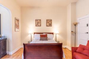 Rustic Studio walking distance to Downtown