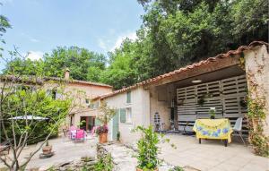 Maisons de vacances Stunning Home In Goult With 4 Bedrooms, Private Swimming Pool And Outdoor Swimming Pool : photos des chambres