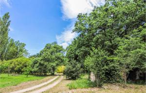 Maisons de vacances Stunning Home In Goult With 4 Bedrooms, Private Swimming Pool And Outdoor Swimming Pool : photos des chambres