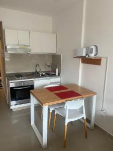 Avenida Corrientes y Billinghurst a metros de Abasto Shopping