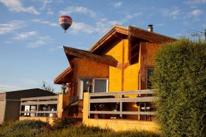 obrázek - Rose Cottage. Cosy, eco-friendly cottage in Yarra Glen.