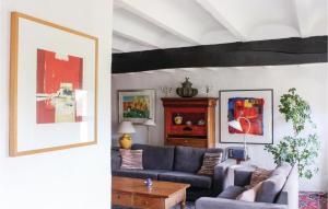 Stunning Home In Gulpen With Wifi