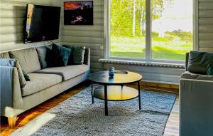 Pet Friendly Home In Rosvik With Wifi