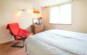 Maisons de vacances Awesome Home In St Pierre En Auge : photos des chambres