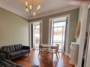 3 Bedroom Apt, Historical Center, Tagus River View