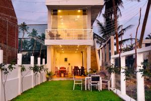 Kavin Beach Hotel Hikkaduwa