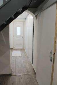 Appartements Logement independant tres calme dans propriete : photos des chambres