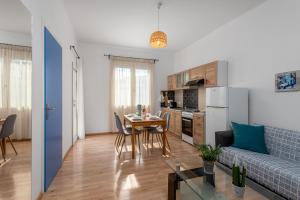 Rhodes Central Apartment