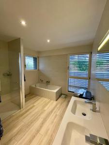 Villas Luxueuse villa Annecy : photos des chambres