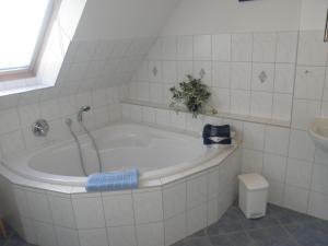 4 Sterne Ferienwohnung Ostsee auf dem Ferienhof Röhling