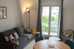 Appartements 2 pieces Port Cabourg - 2 a 4 personnes - 34 m2 - Balcon - Vue Port - Nouveau sur Booking ! : photos des chambres