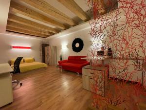 NEW Workspace Studio Savoya9 Self Check in Old City Center